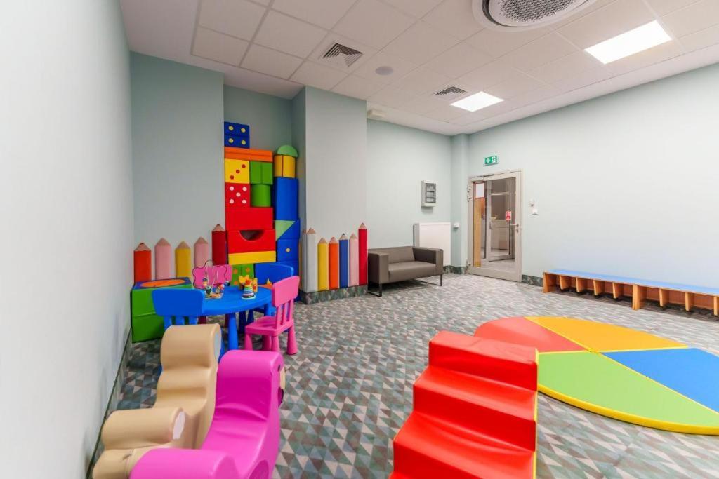 Akces Apartamenty Kasprowicza 20C- Basen, Sauny, Jacuzzi, Silownia W Cenie - Schwimmbad, Saunen, Jacuzzi, Fitnessstudio Im Preis Kolobrzeg Dış mekan fotoğraf