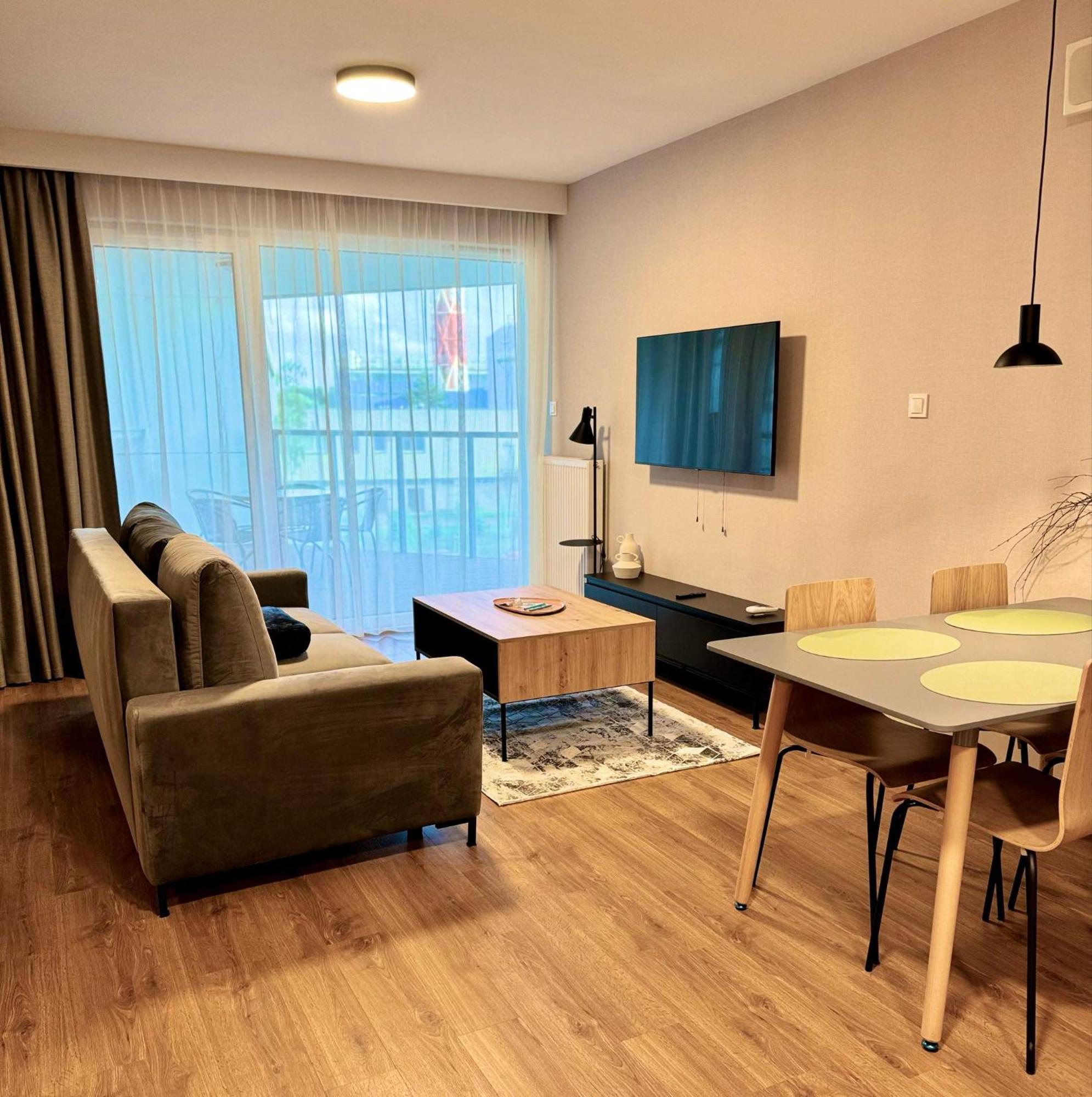 Akces Apartamenty Kasprowicza 20C- Basen, Sauny, Jacuzzi, Silownia W Cenie - Schwimmbad, Saunen, Jacuzzi, Fitnessstudio Im Preis Kolobrzeg Dış mekan fotoğraf
